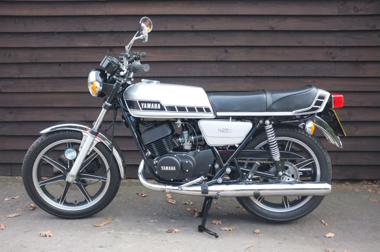 s-l1600